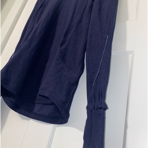 Lululemon Extra Mile Long Sleeve - Picture 4 of 5